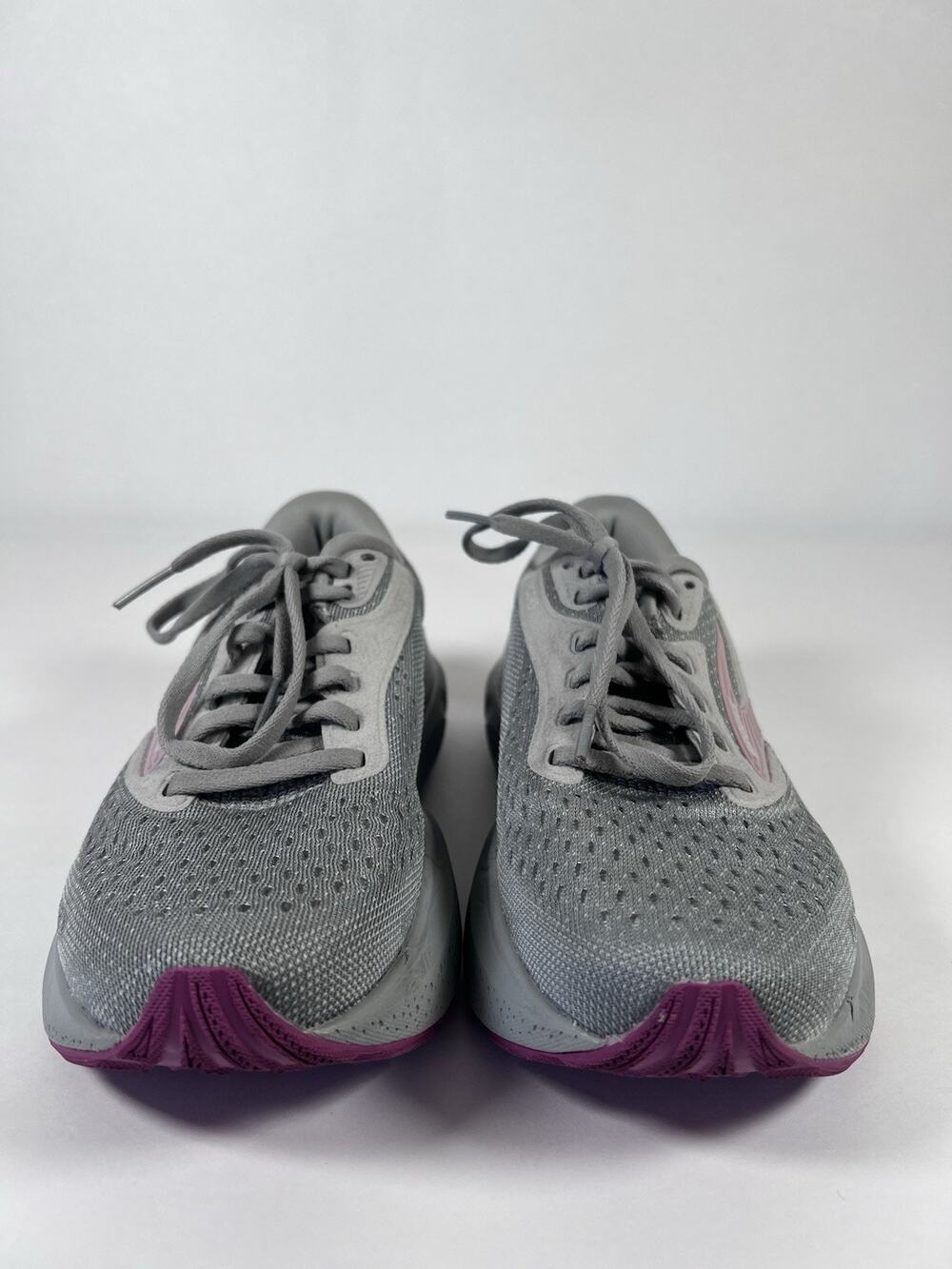 Brooks Adrenaline GTS 24 Alloy Grey Pink Women's Size 5.5 B Medium 1204261B019